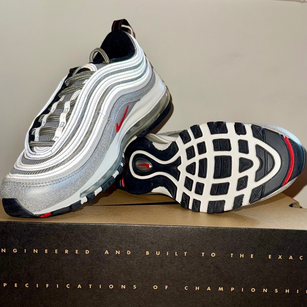 Wmns Air Max 97 OG 'Silver Bullet' 2022